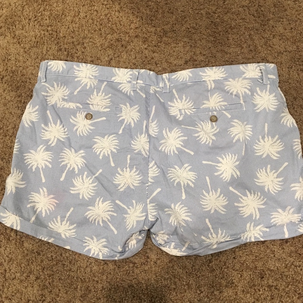 GAP Khakis palm tree print 4” seam